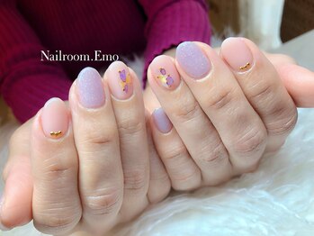 エモ(emo)/ニュアンスネイル