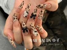 ゆず/チップ長さ出し　豹柄ネイル