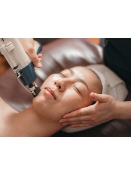 ホウレイ線・たるみ改善！予防ケア