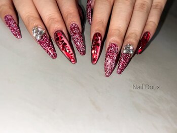 ネイル ドゥ 岡山駅前店(Nail Doux)/ハートホログラムネイル