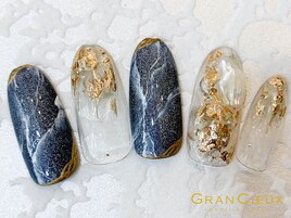 大理石風ニュアンスネイル