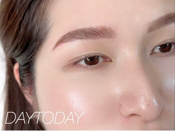 デイトゥデイ(DAY TO DAY)の写真/DAYTODAY式骨格似合わせデザインはパーマとWAXを用いて華麗で美しく"描きやすい眉"へと導きます★