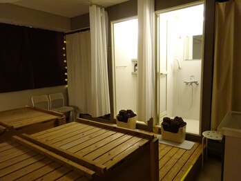 築地酵素浴キポラ(KIPOLA)/4.シャワー室