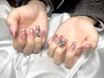 ヤシネイル(Yashi Nail)/〈持ち込み〉チーク&グラデ