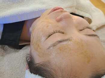 アールビービー(R.B.B.)の写真/素肌偏差値UP！毛穴・ニキビケア/エイジングケアも◎ハーブピーリングでキメが整ったなめらかたまご肌に♪