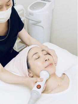 毛穴塾の写真/鏡をのぞいた瞬間に気分が上がる、若々しい印象とすっきり小顔を手に入れてみませんか？