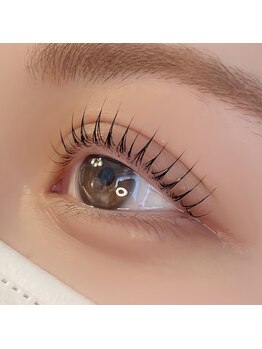 ペールムーンアンセートル(Palemoon Ancetre)/パリジェンヌラッシュリフト