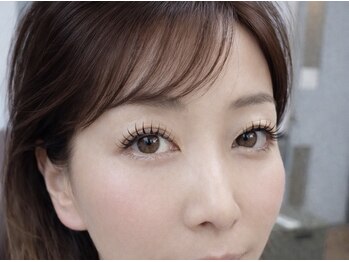 ウラロージュ(uraloge)の写真/一重/重たい瞼/下がりまつ毛でお悩みの方へ！LEDマツエク＋まつ毛パーマで目元リフトUP♪リピ率90%で大人気