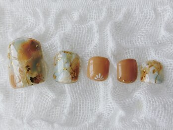 ネイリシャス(NAILICIOUS)/キャラメルカラーの天然石柄