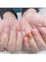 りるねいる/紅葉ネイル