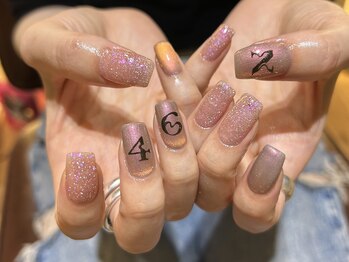 ハンドフィッシュ(handfish)/推し活ネイル