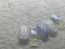 《Nuance Nails》