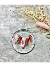 ルミライズ(Lumirise)/水滴斜めフレンチネイル