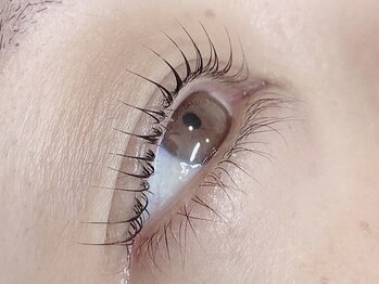 ニカ(nIka)の写真/丁寧な施術でキレイが続く◎モチがいいから肌にもお財布にも優しい！[綾瀬メンズアイブロウ/メンズ眉毛]