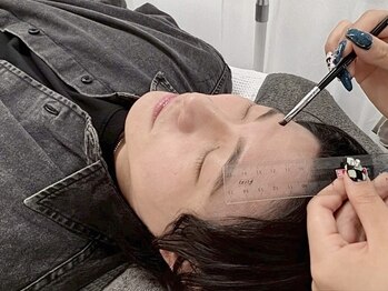 アイビー(IVY)の写真/★美活男性必見★メンズ新メニュー/ハイスピードフェイシャル脱毛・高保湿仕上げ/ご新規様30分3300円~◎