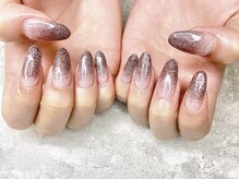 プリズム(PRISM)/ラメグラデーションジェルネイル