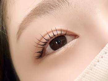 ヴィーナス 浦安店(VENUS)の写真/お手頃価格で賢く素敵女性度UP！美しいセパレートまつげでちゅるんな瞳に♪綺麗なぱっちりお目元で好印象◎