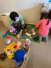 子育てママの整体サロン/見守りの様子