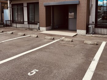 ととのう(TOTONOU)/駐車場