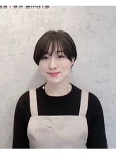 ホリデービューティー(HOLIDAY BEAUTY) とのさき かずみ