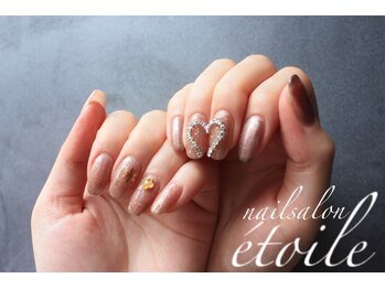 heart nail