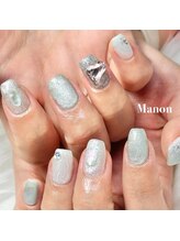 マノン(Manon)/グリッターでキラキラネイル
