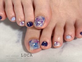 O-12　大人可愛い紫陽花ネイル