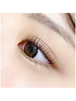 ユードット(u.)/ラッシュリフト