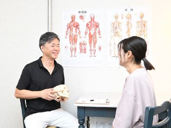 ロッサ整体院(ROSA整体院)の写真/【22時まで営業◎】家事の一息やお子様の送り迎え、お仕事帰りにも立ち寄りやすく、通いやすいサロンです♪