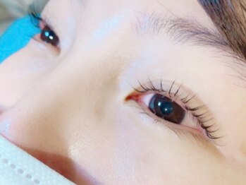 ジェニーバイネオリーブ(Jeni by neolive)/パリジェンヌラッシュリフト