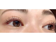 まつげパーマ（立ち上げデザインとカールデザインの違い）