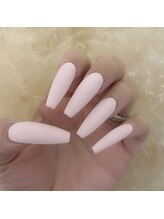 モモ(Momo)/海外風ネイル