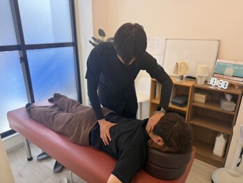 リ・ムーヴ鍼灸整体院 大宮駅前院の写真/≪マッサージで届かない深層のコリまでケア♪≫首・肩のだるさを根本から改善し、再発しにくい体へ◎