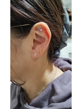 オリス(ORRIS)/青森耳つぼジュエリー♪付け放題