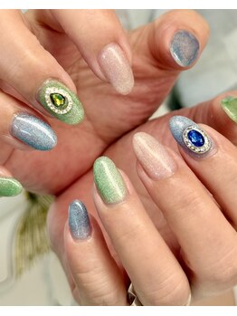 アロハネイルの写真/忙しいあなたへ！仕事帰りに嬉しい深夜営業♪駅上マンションで通いやすいネイルサロン！◎