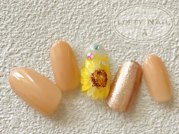 ロフティーネイル 駒川店(Lofty Nail)/大人なひまわりネイル