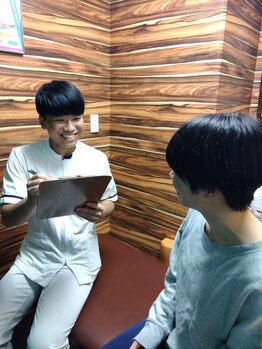 かつら整骨院/専門用語は使いません