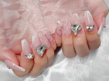 キルティングネイル　フレンチ