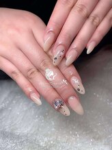 エムクイン(M.Queen)/お手元から華やかに