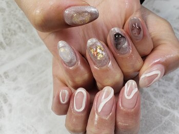 moqu.【モク】/ちぐはぐニュアンスアートネイル