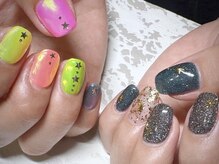 メイジーネイル(Maisie Nail)/オーロラネオンネイル