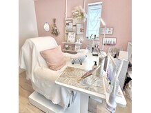 アネラ(ANERA)の雰囲気(幅広い年齢層の方がご来店**爪を育てながらアートも楽しめる)