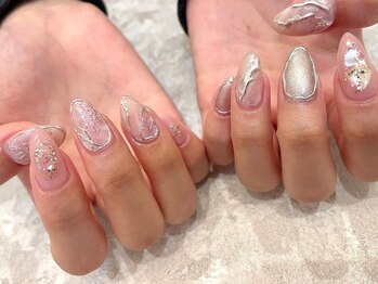 ココネイル(CoCo Nail)の写真/【持ち込み歓迎!!】痛ネイルやキャラネイルもOK◎こだわりデザインもリーズナブルに♪再現性に自信あり☆