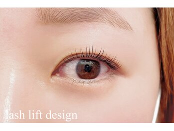 ラブリスタル(Loverystal)/ラッシュリフト