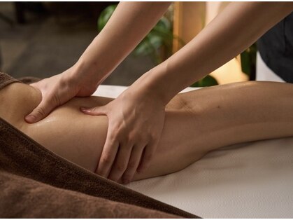 アーマンクラージュ(Ahmen Courage)の写真