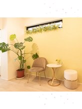 メープルサロン(MAPLE SALON)/待合室　２F