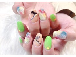 カラフルネイル