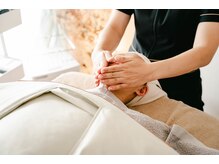 リンパマッサージと合わせてフェイシャルで小顔効果あり☆