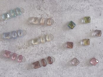 ネイルアンドアイラッシュ アヴィ(Nail and Eyelash A'vi)/話題のマグネット選べる37色