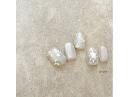 アシンメトリーニュアンスネイル